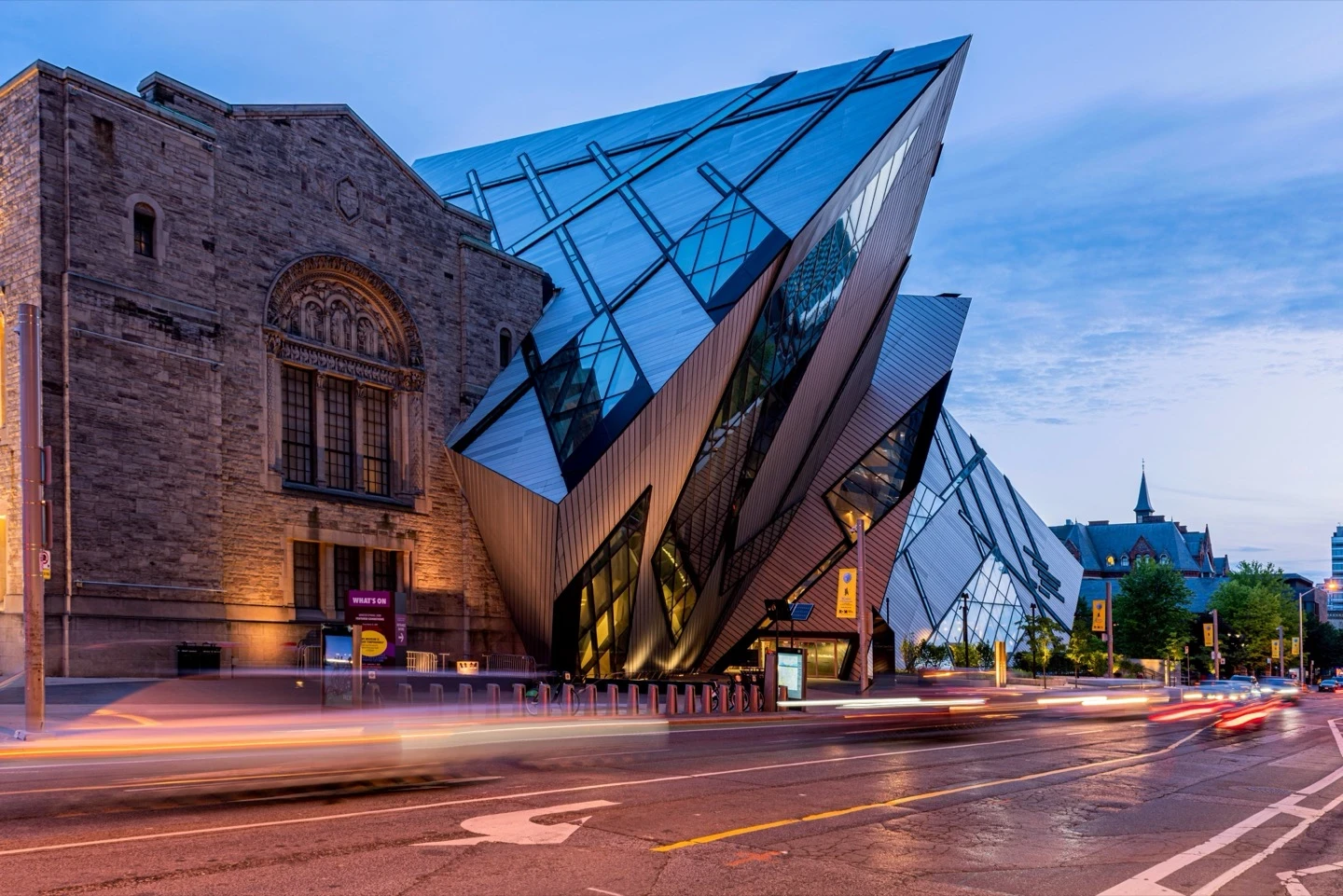 Royal Ontario Museum Crystal Exterior Toronto